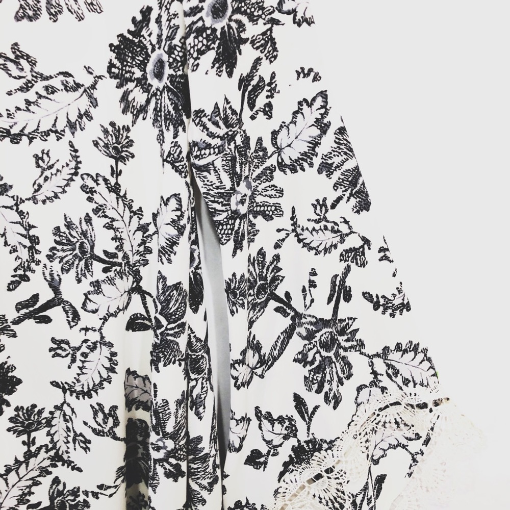 ASTR‎ Shift Dress - XS - Picture 3 of 6